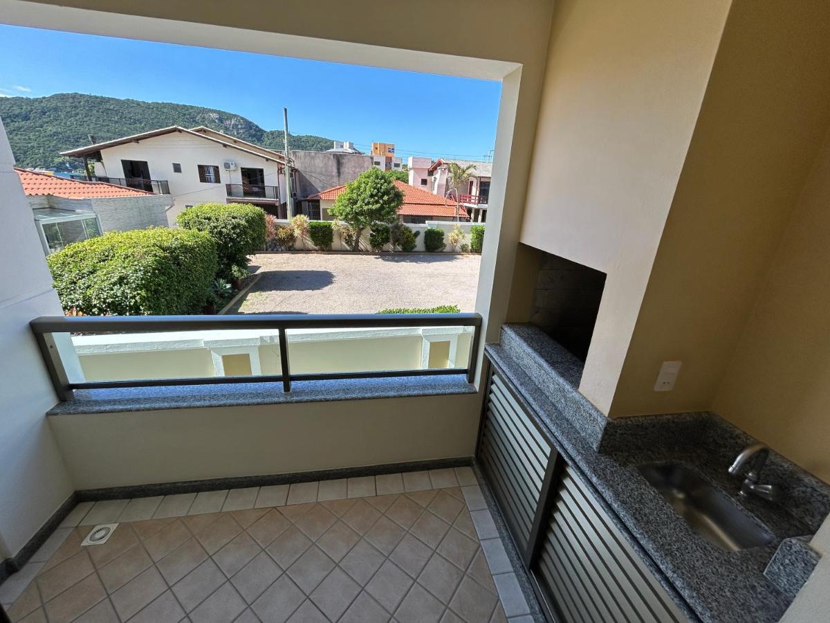 Two-Bedroom Apartment with Balcony Beachfront,1396890605:JPEG